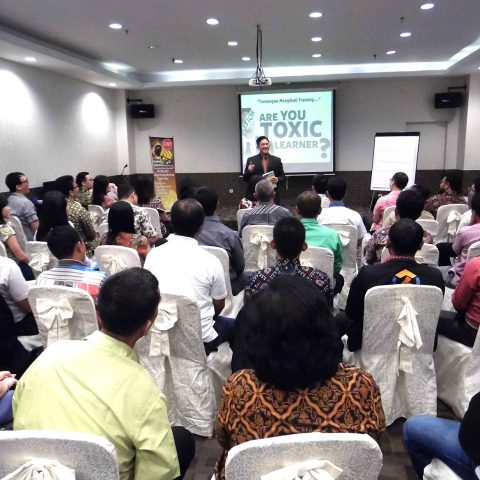 Training & Workshop “EQ at Work” Permata Hijau Group – Batch 8 di Royal Suite Condotel, Medan 6-7 Oktober 2017