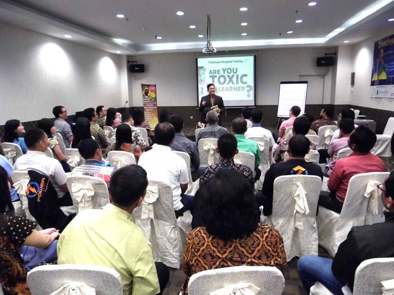 Training & Workshop “EQ at Work” Permata Hijau Group – Batch 8 di Royal Suite Condotel, Medan 6-7 Oktober 2017