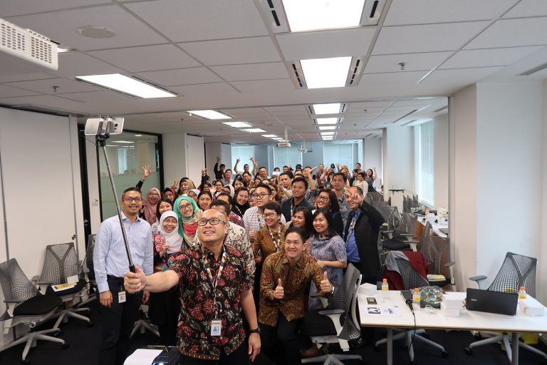 Seminar “EQ for HC” (Kecerdasan Emosional untuk Tim Human Capital) buat Human Capital Team Maybank, Jakarta 2 November 2017 di Kantor Pusat Maybank Indonesia