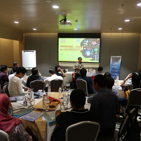 Training “BECOMING A HIGH EQ IT PROFESSIONAL” team Information Support PT HM SAMPOERNA. 6 Desember 2017, Grand Mercure Harmoni Jakarta