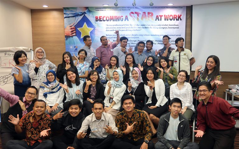 Public Training “BECOMING A STAR AT WORK”, 17 April 2018, Jakarta Design Center (JDC), Slipi Jakarta.