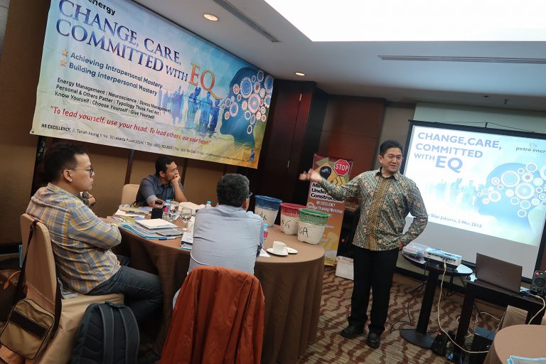 “Change, Care, Committed with EQ” for PT Petro Energy Leader, Hotel Santika Premiere, 2 Mei 2018.