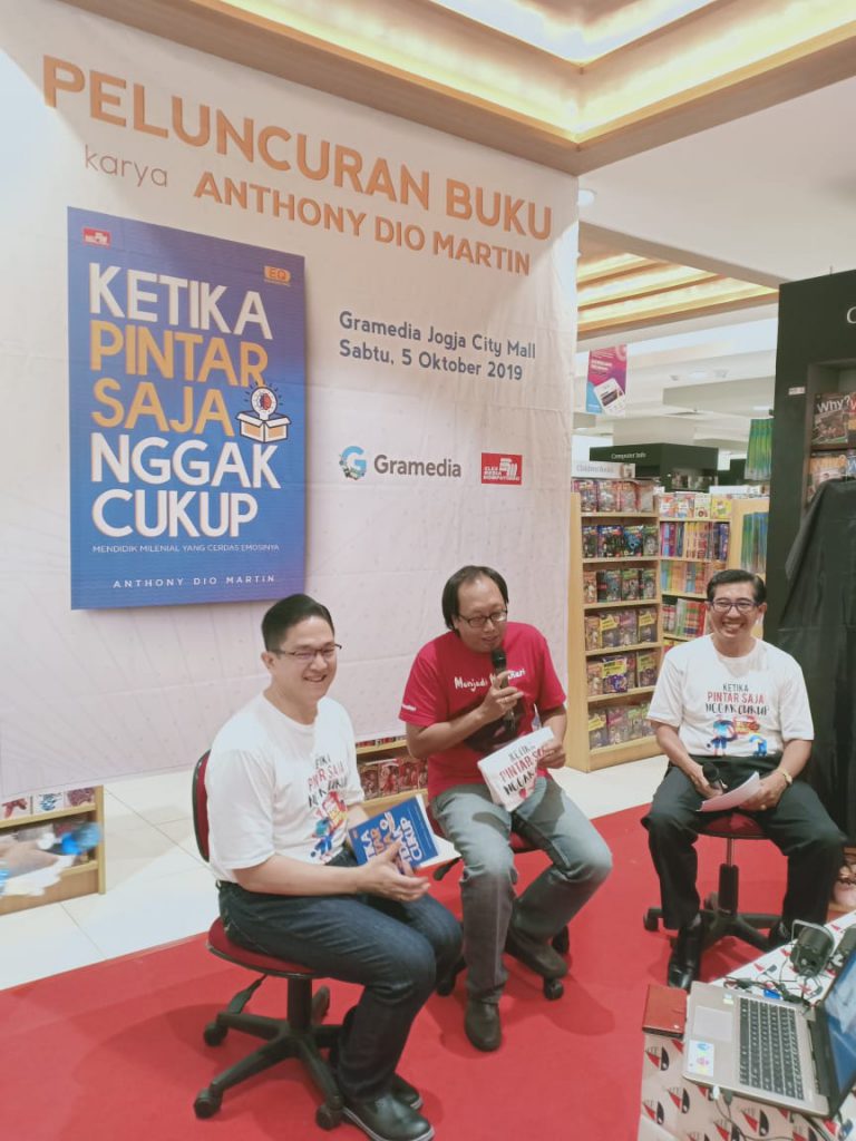 Launching Buku Anthony Dio Martin Ketika Pintar Saja Tidak Cukup, 5 Oktober 2019, Gramedia Jogja City Mall-Yogyakarta