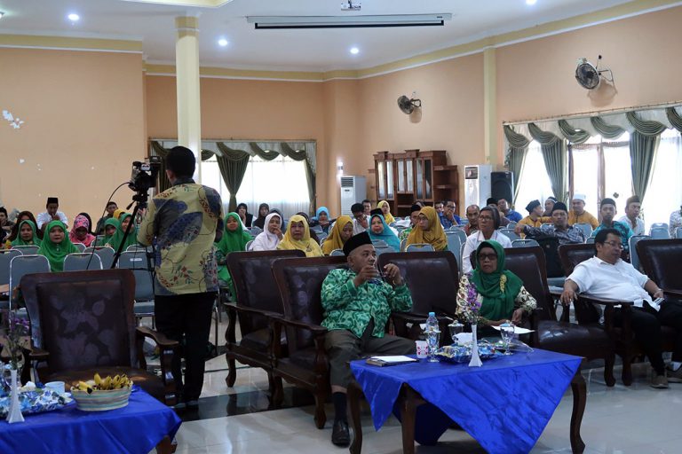 Workshop Character Building Menyambut Hari Santri Nasional Bagi Para Guru Bersama Majelis Ulama Indonesia (MUI) Pasuruan, Jawa Timur, 27 September 2019