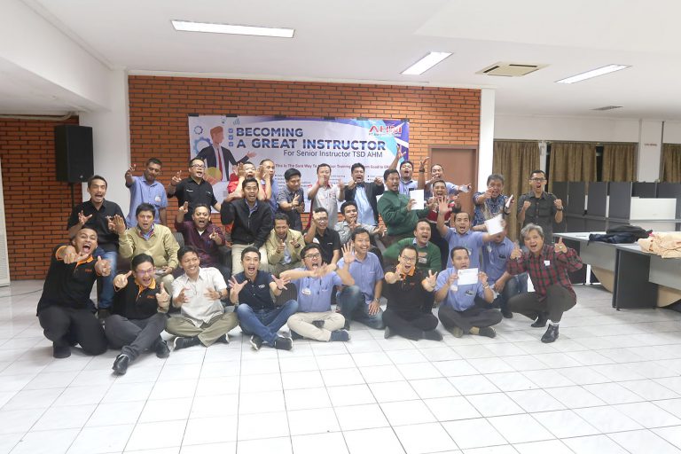 Becoming a Great Instructor Technical Service Division Main Dealer, PT. Astra Honda Motor, 27-28 November 2019 di Royal Safari Garden Resort-Puncak.