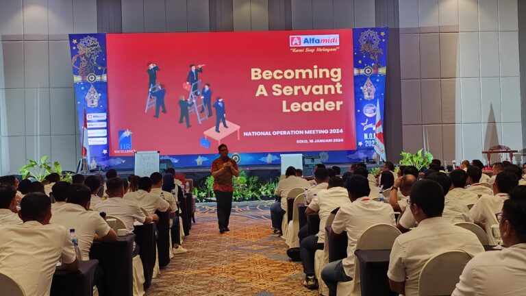“Becoming a Servant Leader”, Alfamidi, Grand Mercure Solo Baru, 16 Januari 2024