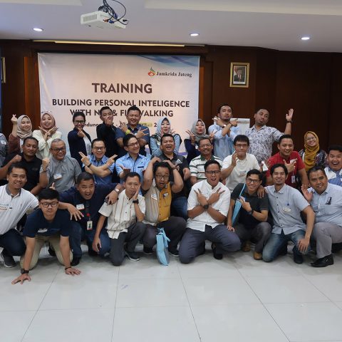 NLP & Firewalking Workshop, PT Jamkrida Jateng, 17-19 Oktober 2019, Griya Persada Bandungan-Jateng.